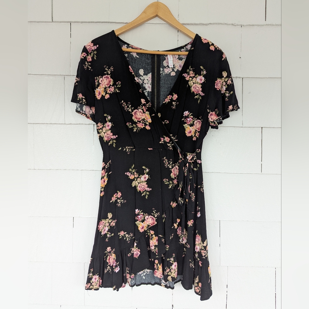 Xhilaration Black Pink Floral Dress Small